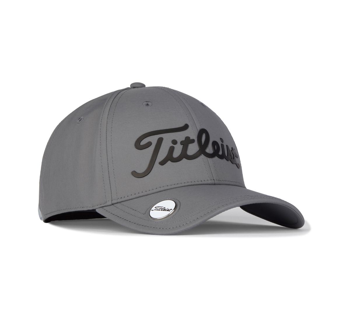 Golf hat with store magnetic brim