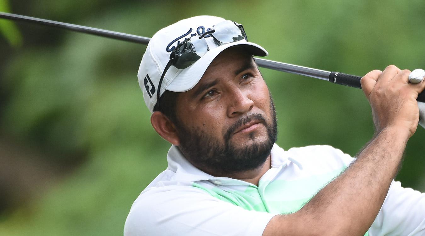 jose-de-jesus-rodriguez-golfer-titleist