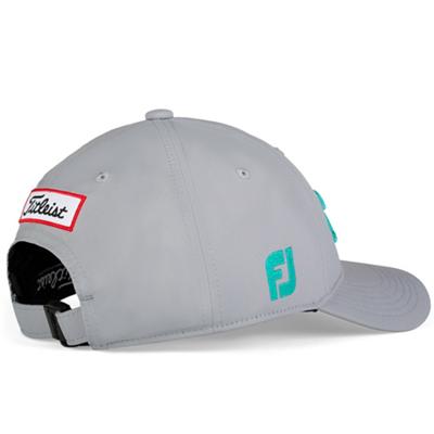 junior titleist