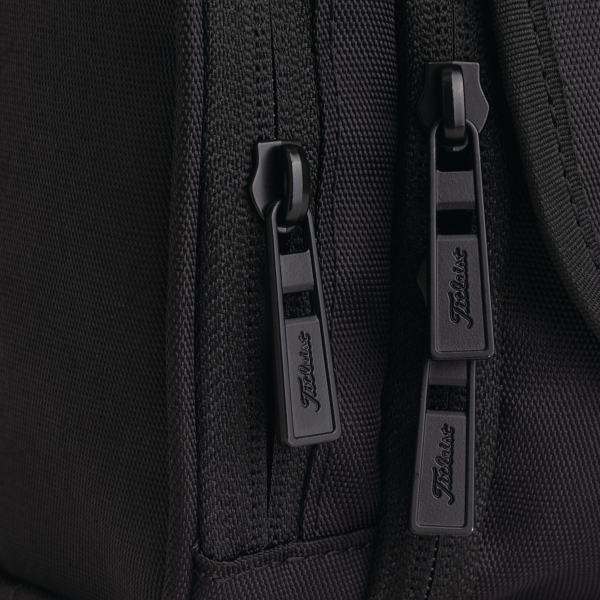 Titleist Players Collection Hanging Toiletries Bag