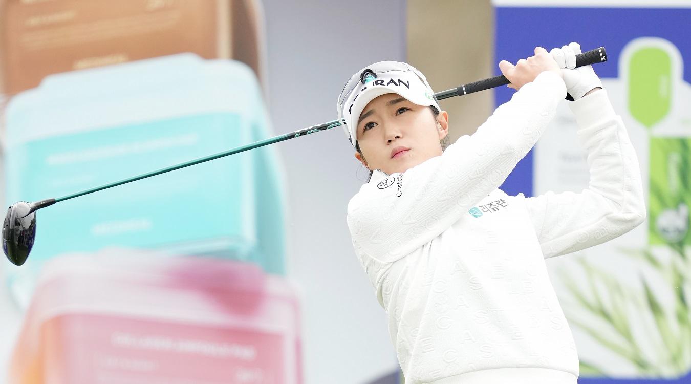 Ji Min 2 Jung, Titleist Golf Ambassador