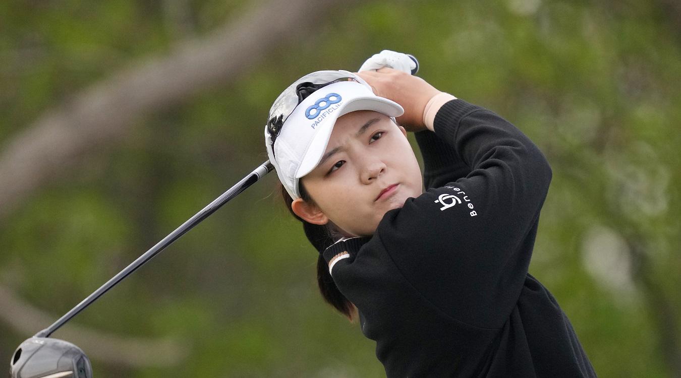 Yuna Hwang, Titleist Golfer