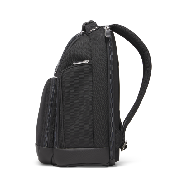 2026-Titelist-by-Club-Glove-Pro-Backpack-03