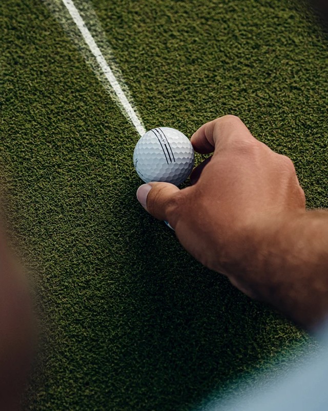 Alignment-Focused Golf Balls
