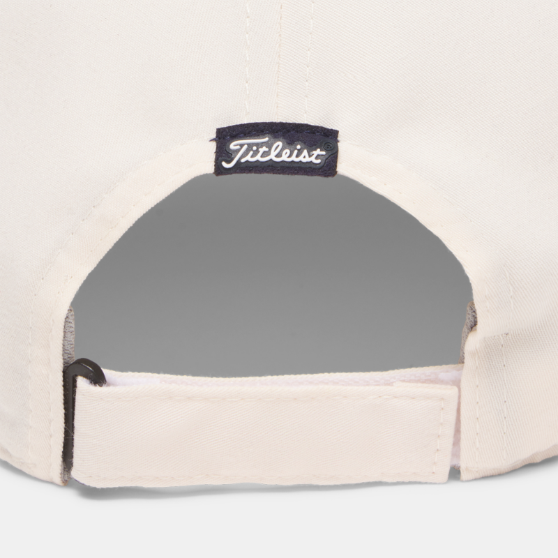 Easy-Adjust Velcro Closure