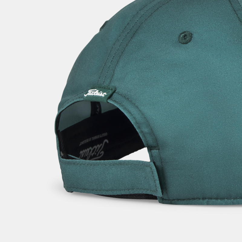 Easy-Adjust Velcro Closure