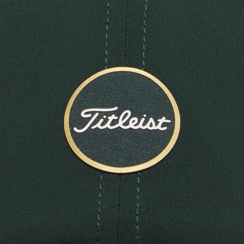 Montauk Titleist Logo & Gold Detailing