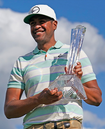 //acushnet.scene7.com/is/image/titleist/Finau+News+Thumb+20220725?wid=339&fmt=png-alpha