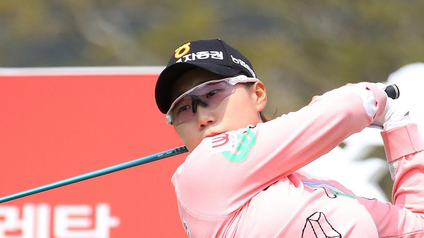YUN-JI JEONG, Titleist Golfer