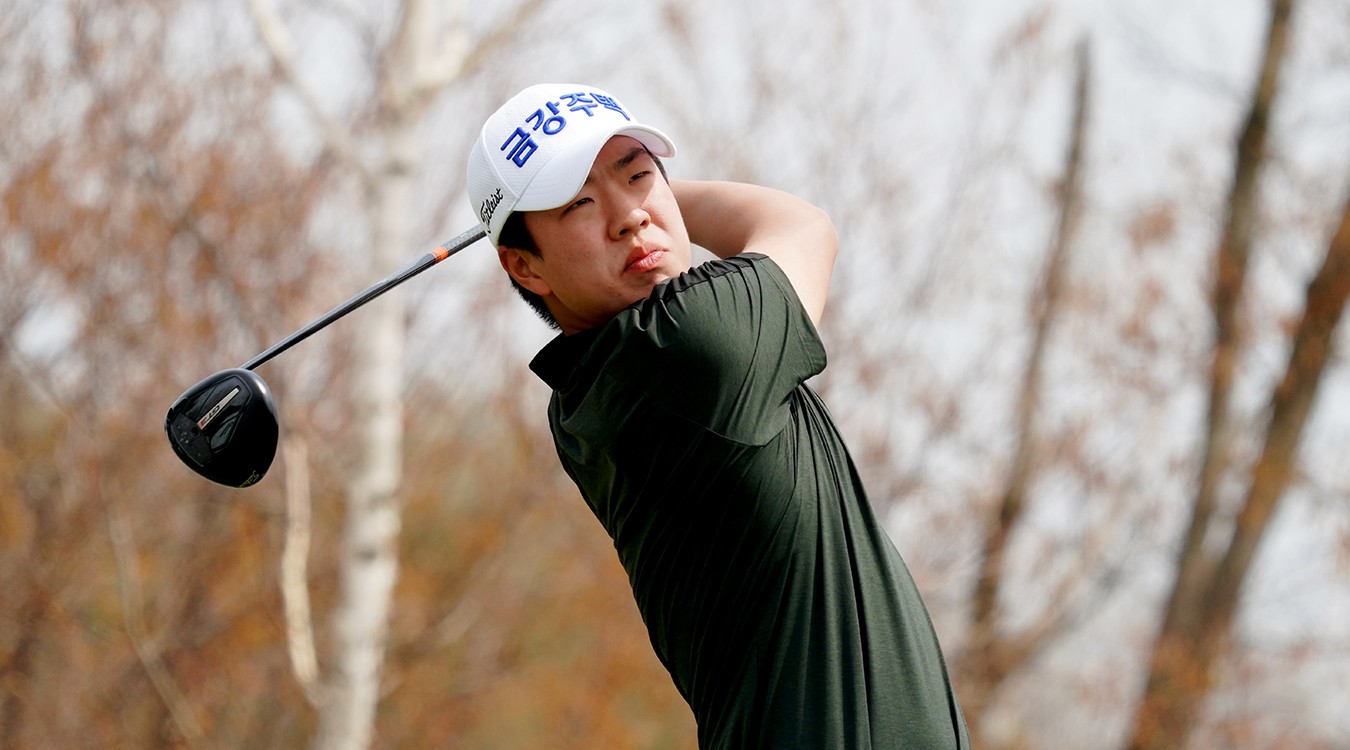 Yu Jun Jung, Titleist Golf Ambassador