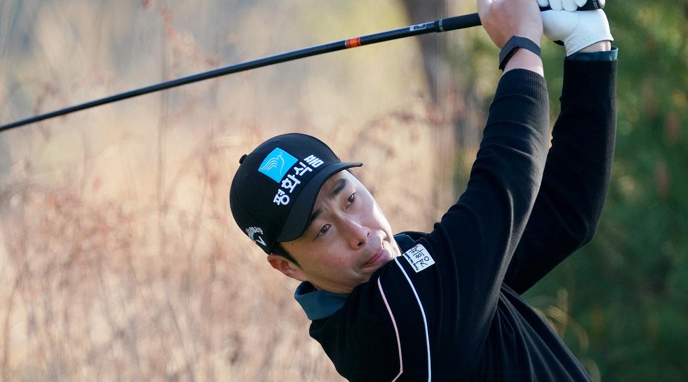 JOO-YEOB BAEK, Titleist Golfer