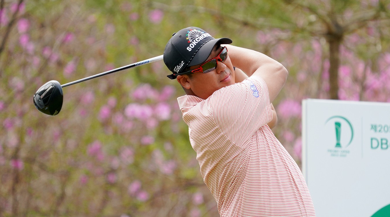Dong Hwan (D.H.) Lee, Titleist Golf Ambassador