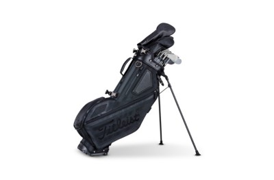 black titleist golf bag