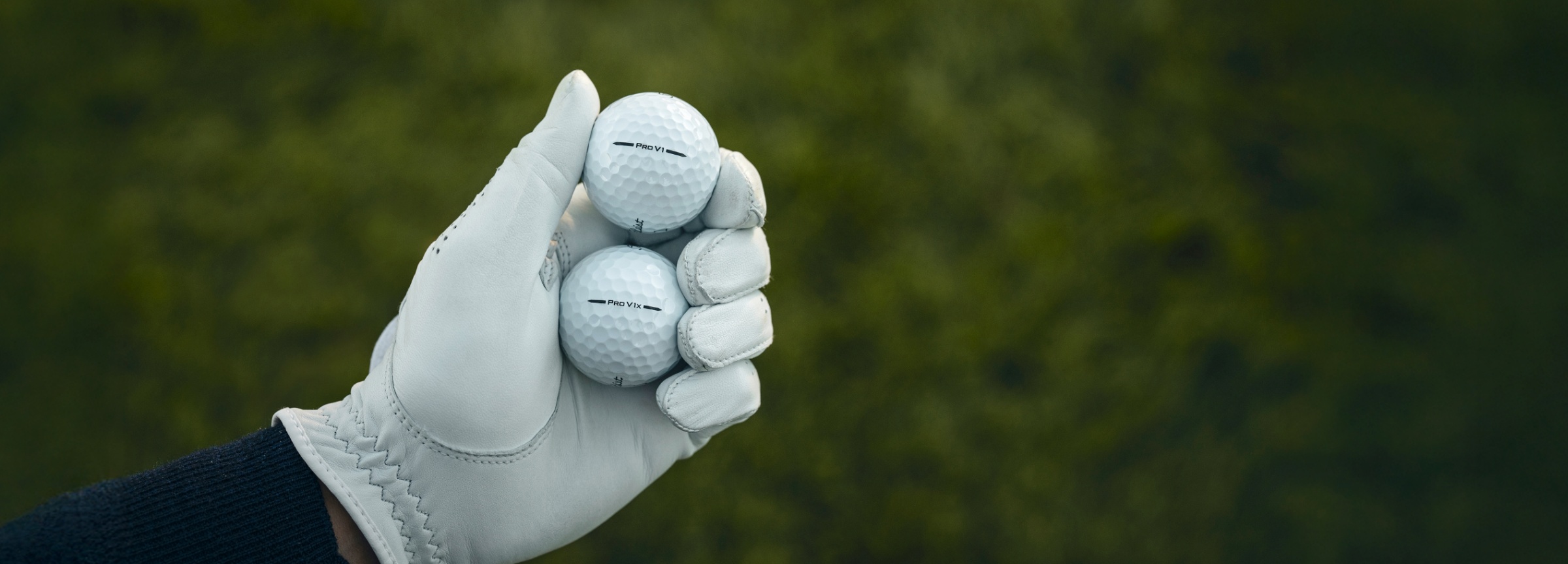 Pro V1 Pro V1<span>x</span> ball photo