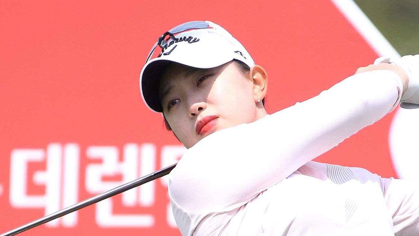 HWA-YEONG YUN, Titleist Golfer