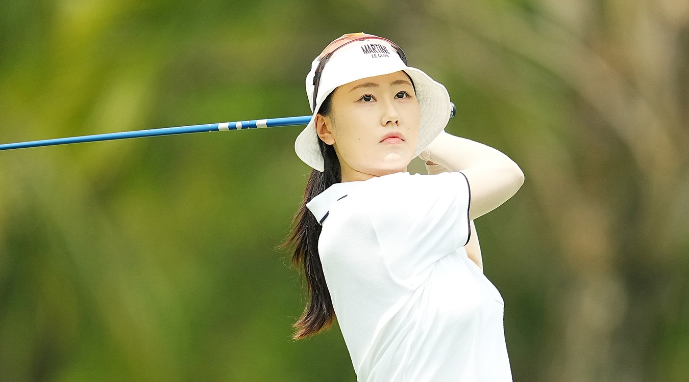 Su Yeon Bae, Titleist Golfer