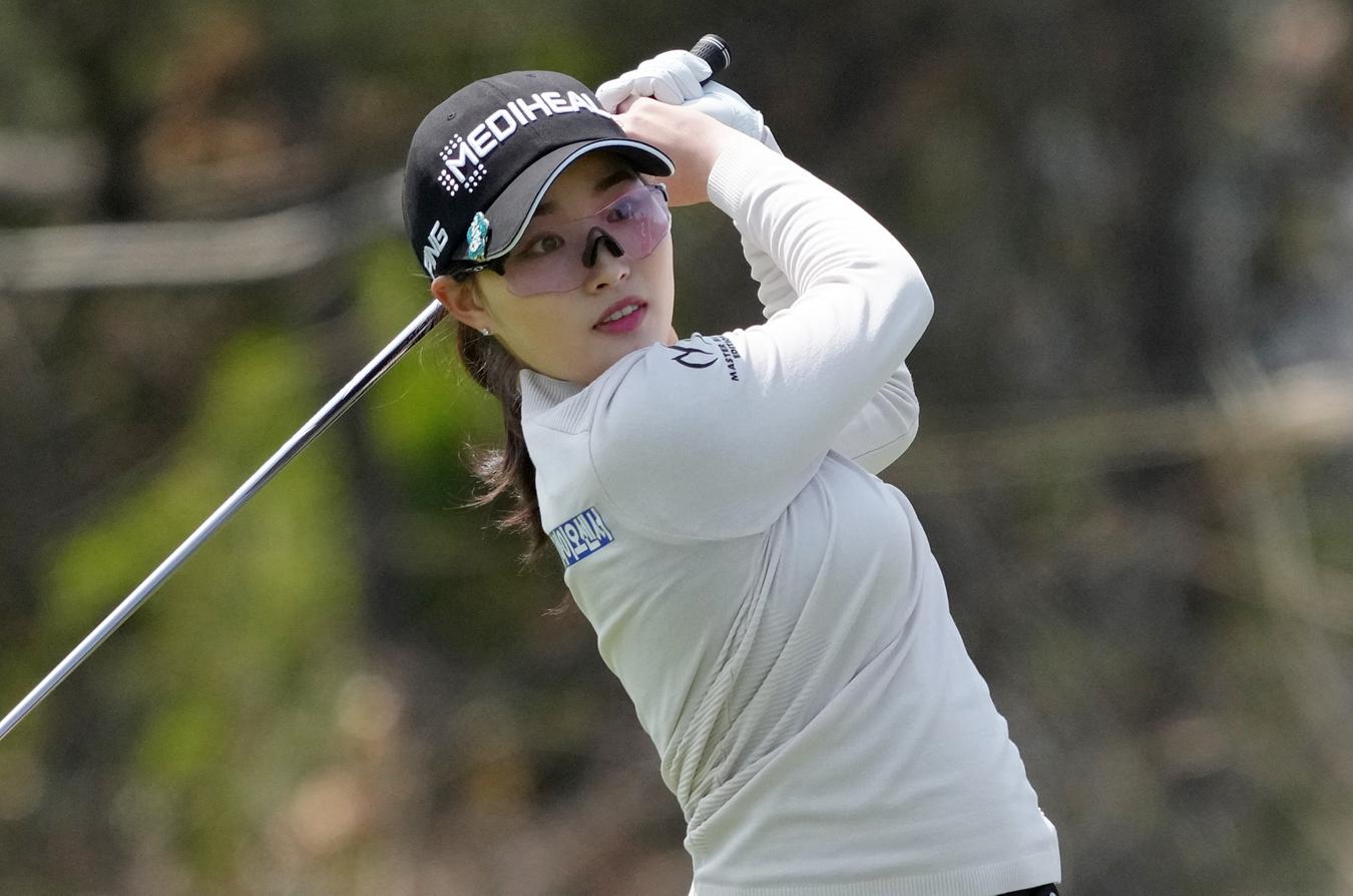 Ji-Hyun Ahn, Titleist Golfer