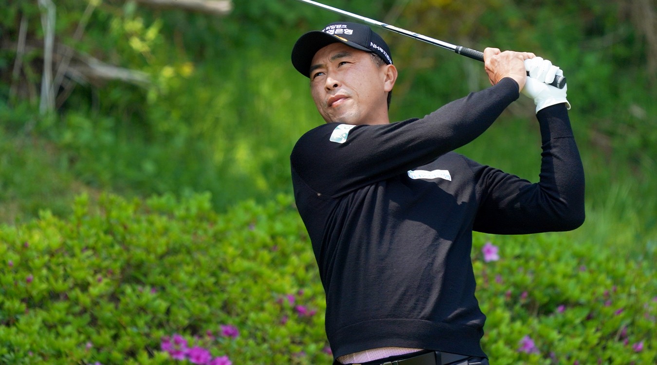 Kyong Jun Moon, Titleist Golfer