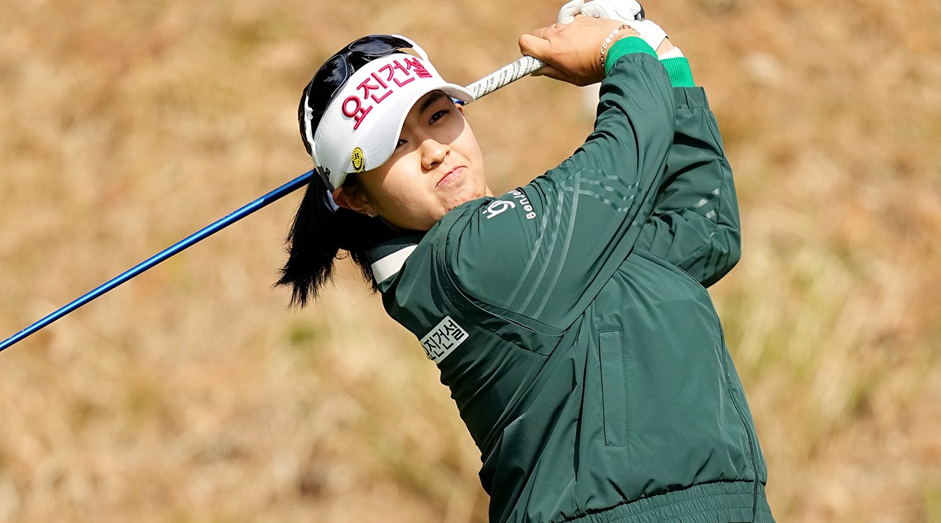 Yu Jin Shin, Titleist Golfer