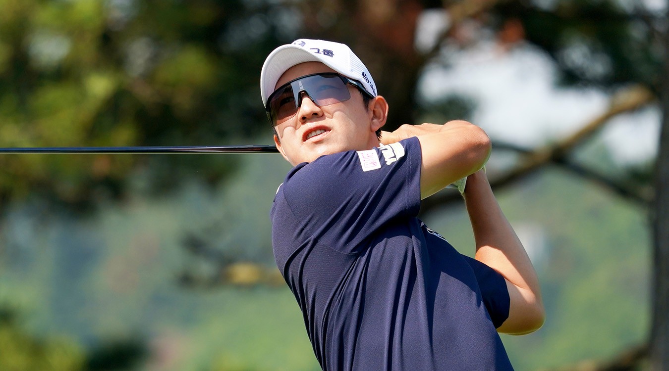 Young Han Song, Titleist Golfer